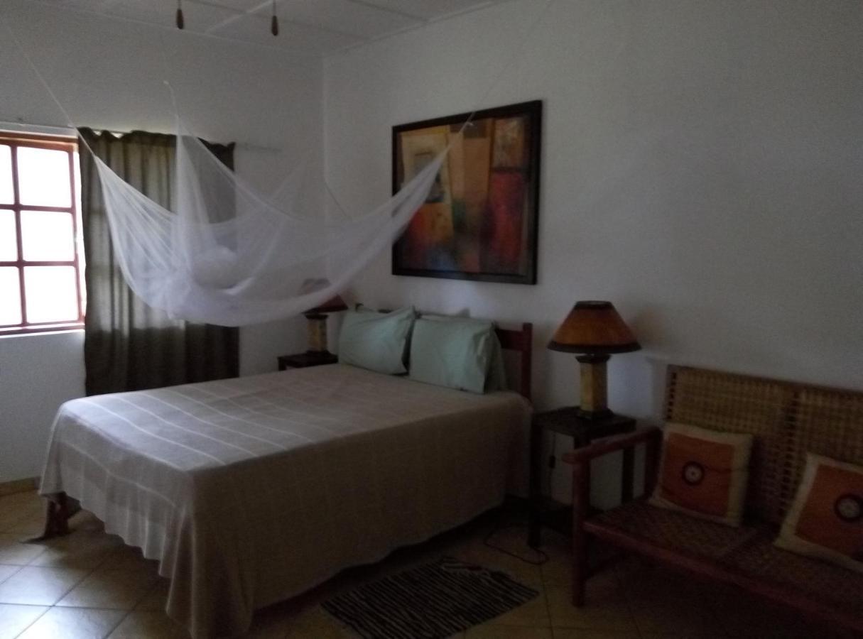 Blue Moon Beach Holiday Resort Inhambane Esterno foto