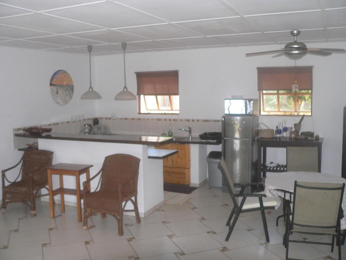 Blue Moon Beach Holiday Resort Inhambane Esterno foto