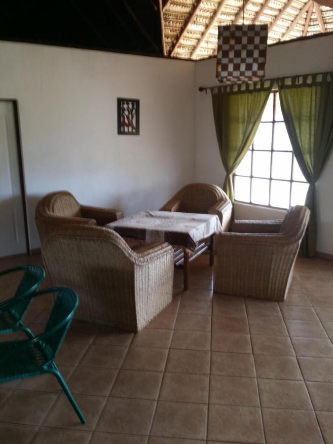 Blue Moon Beach Holiday Resort Inhambane Esterno foto