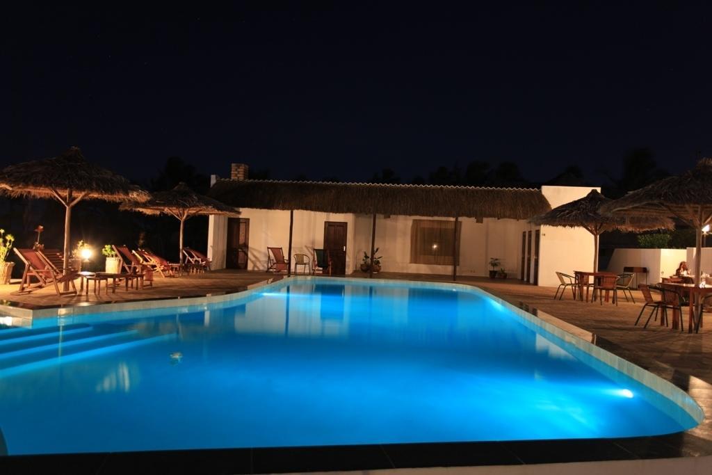 Blue Moon Beach Holiday Resort Inhambane Esterno foto