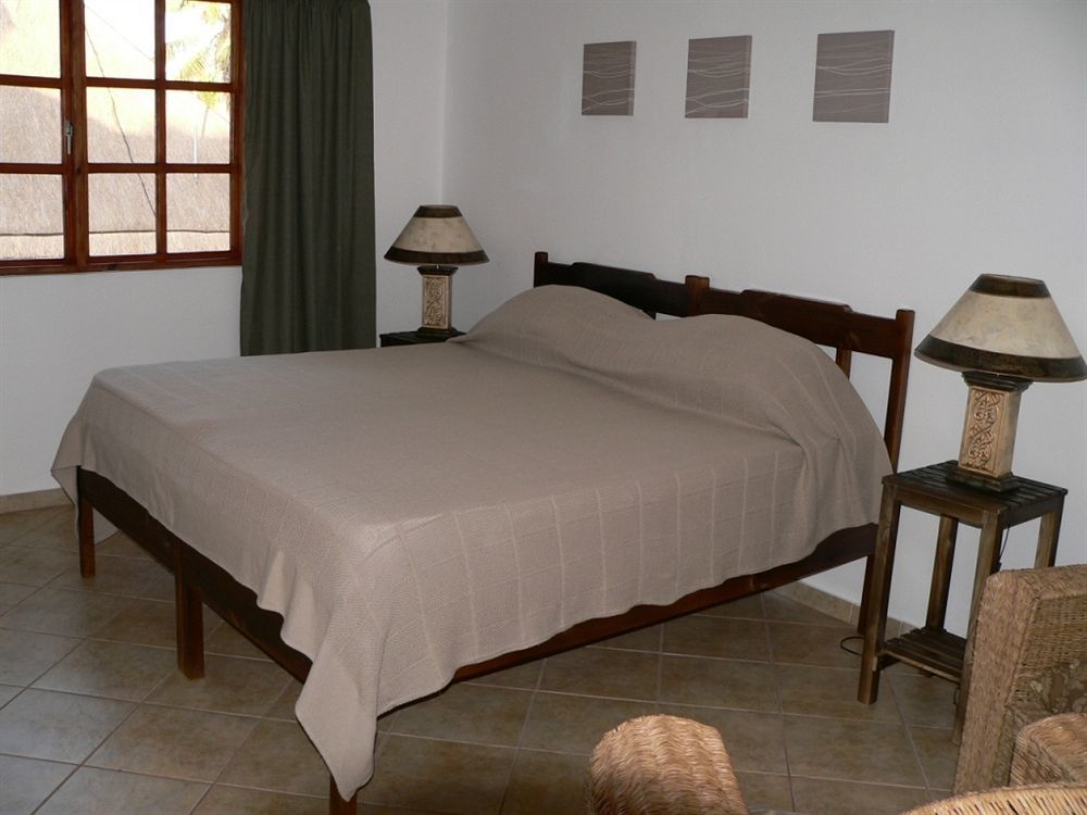 Blue Moon Beach Holiday Resort Inhambane Esterno foto